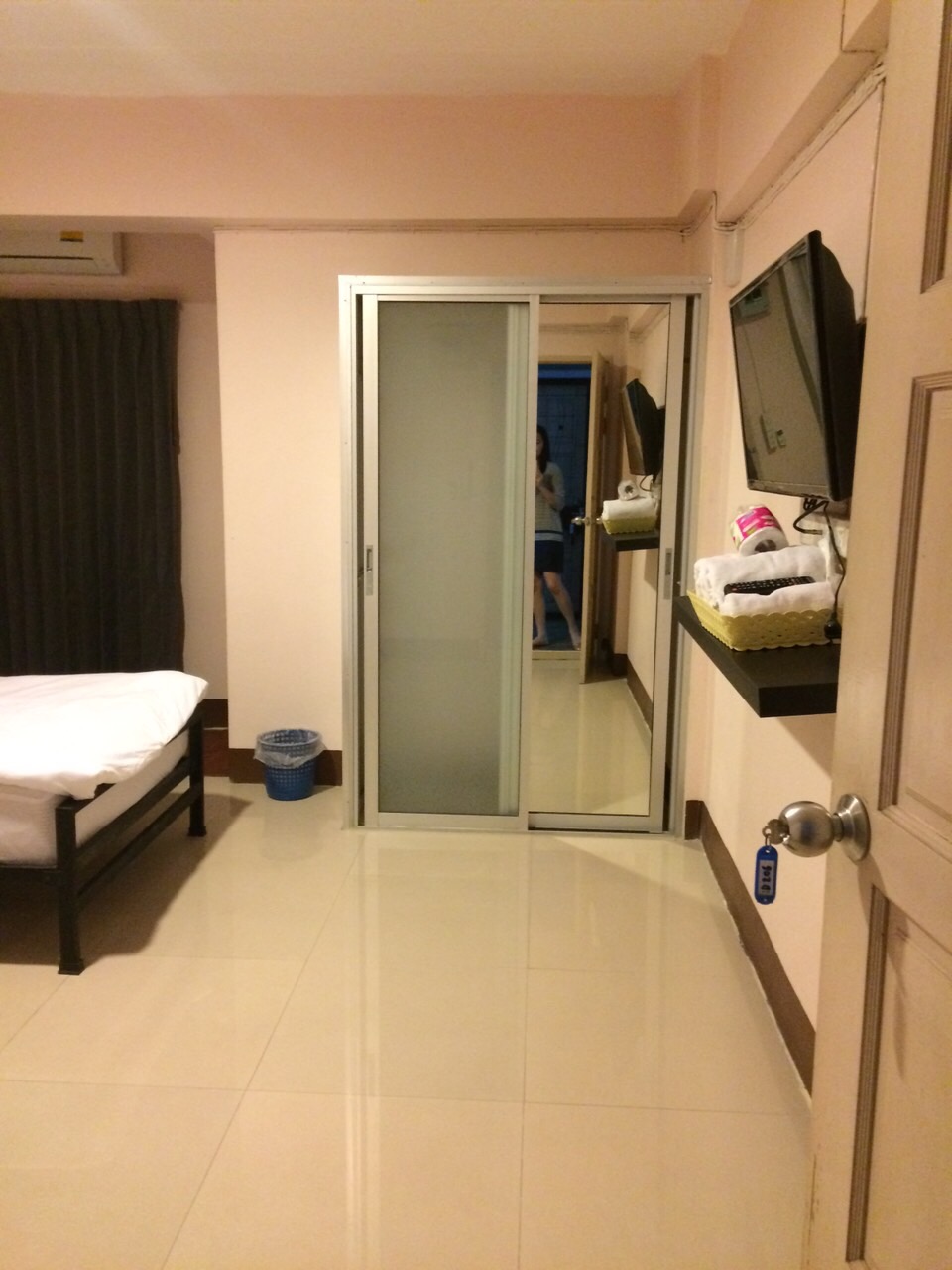 [photo of hotel room]